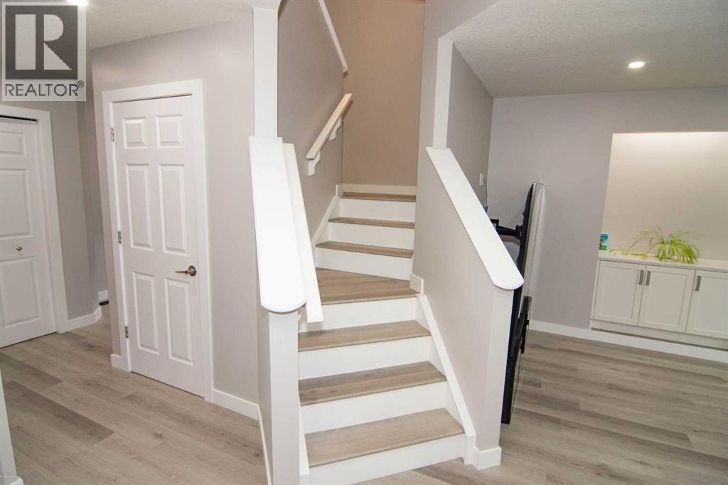 21 Martha's Green Ne, Calgary, Alberta  T3J 4P4 - Photo 9 - A2269313