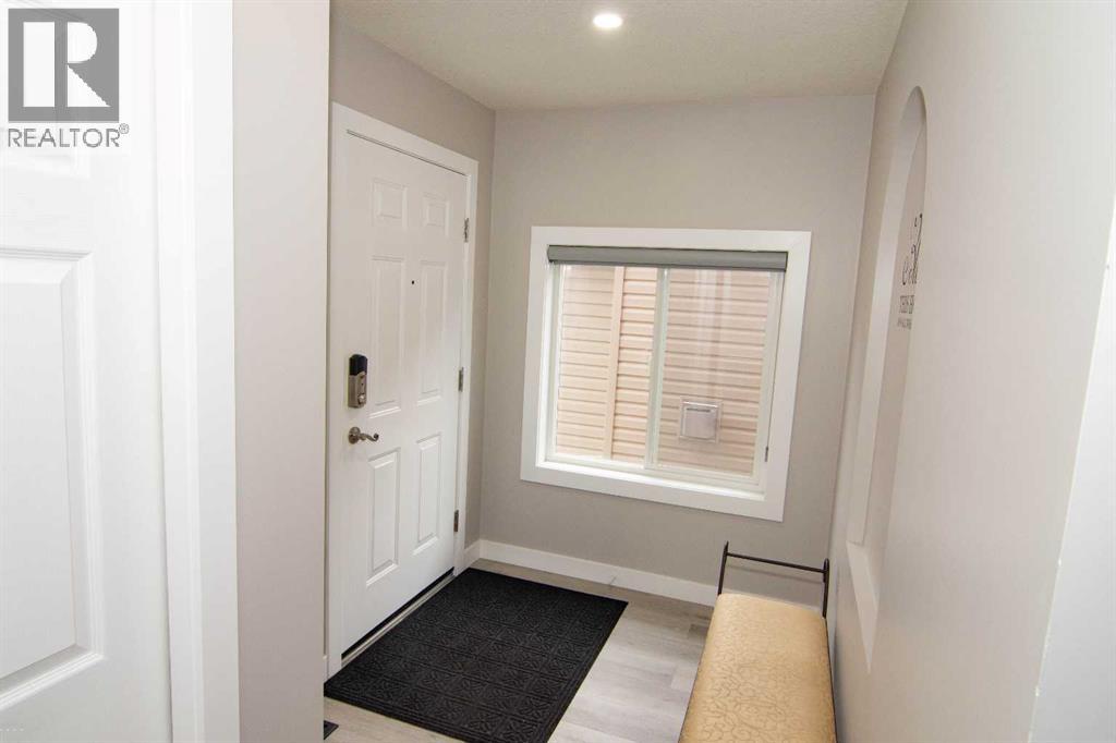 21 Martha's Green Ne, Calgary, Alberta  T3J 4P4 - Photo 3 - A2269313