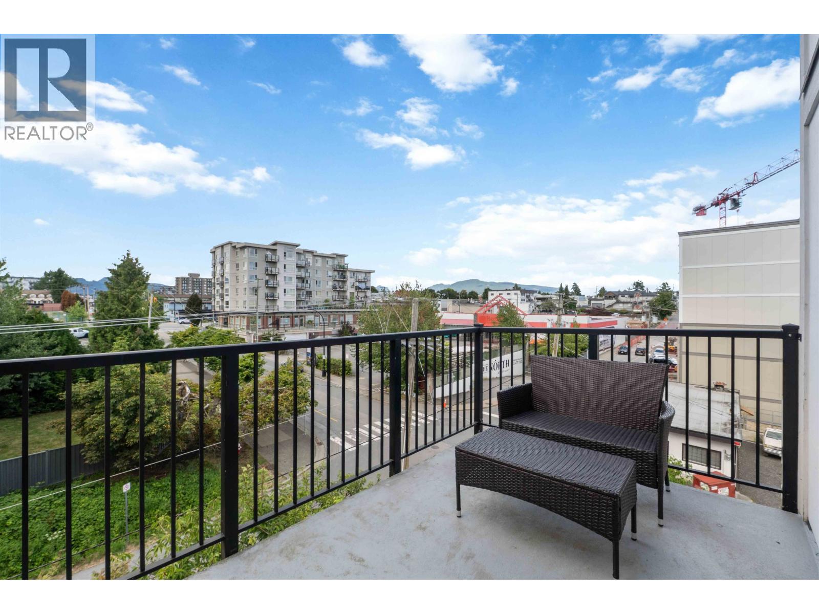 404 22290 North Avenue, Maple Ridge, British Columbia  V2X 8Z8 - Photo 4 - R3064839