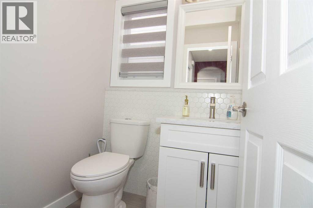 21 Martha's Green Ne, Calgary, Alberta  T3J 4P4 - Photo 25 - A2269313