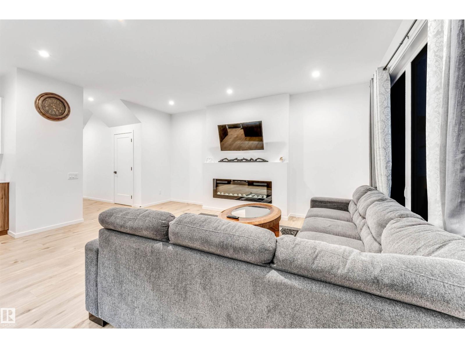 6205 46 Av, Beaumont, Alberta  T4X 2Z2 - Photo 24 - E4465043