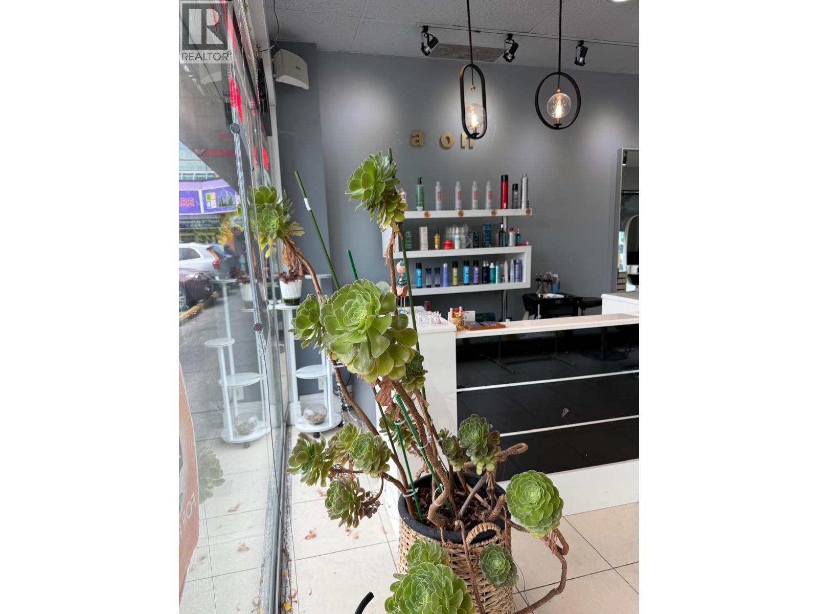 170 4231 Hazelbridge Way, Richmond, British Columbia  V6X 3L7 - Photo 3 - C8070312