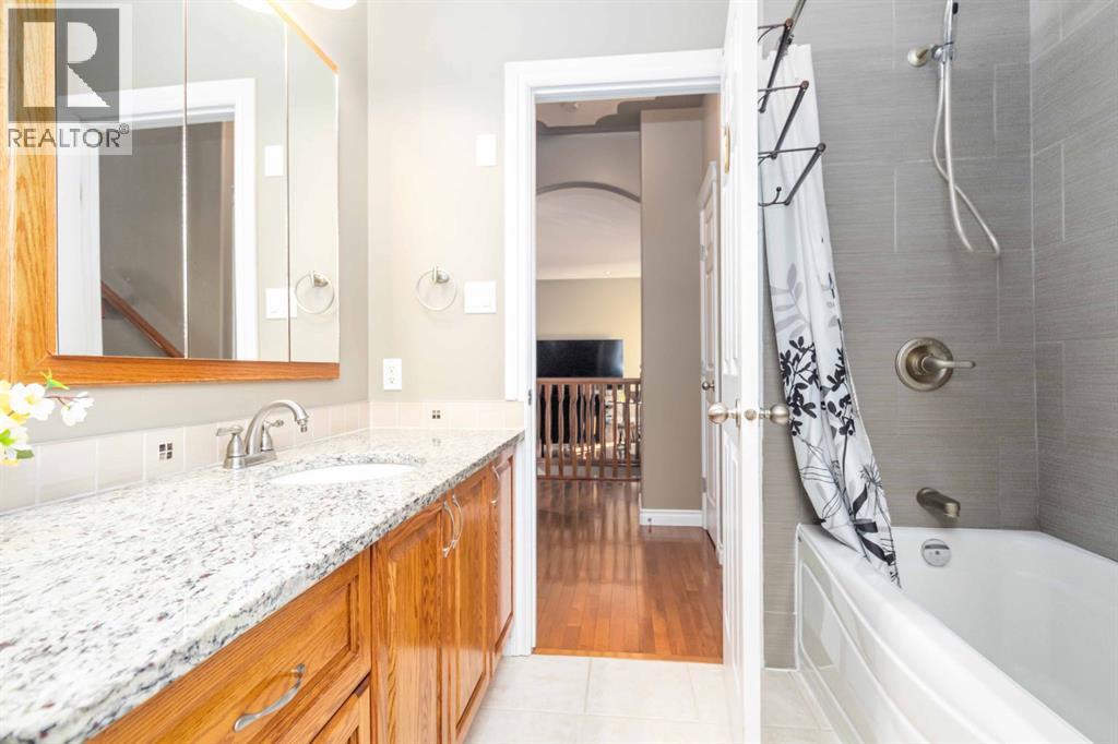 129 Pickles Crescent, Fort Mcmurray, Alberta  T9K 2T8 - Photo 9 - A2256649