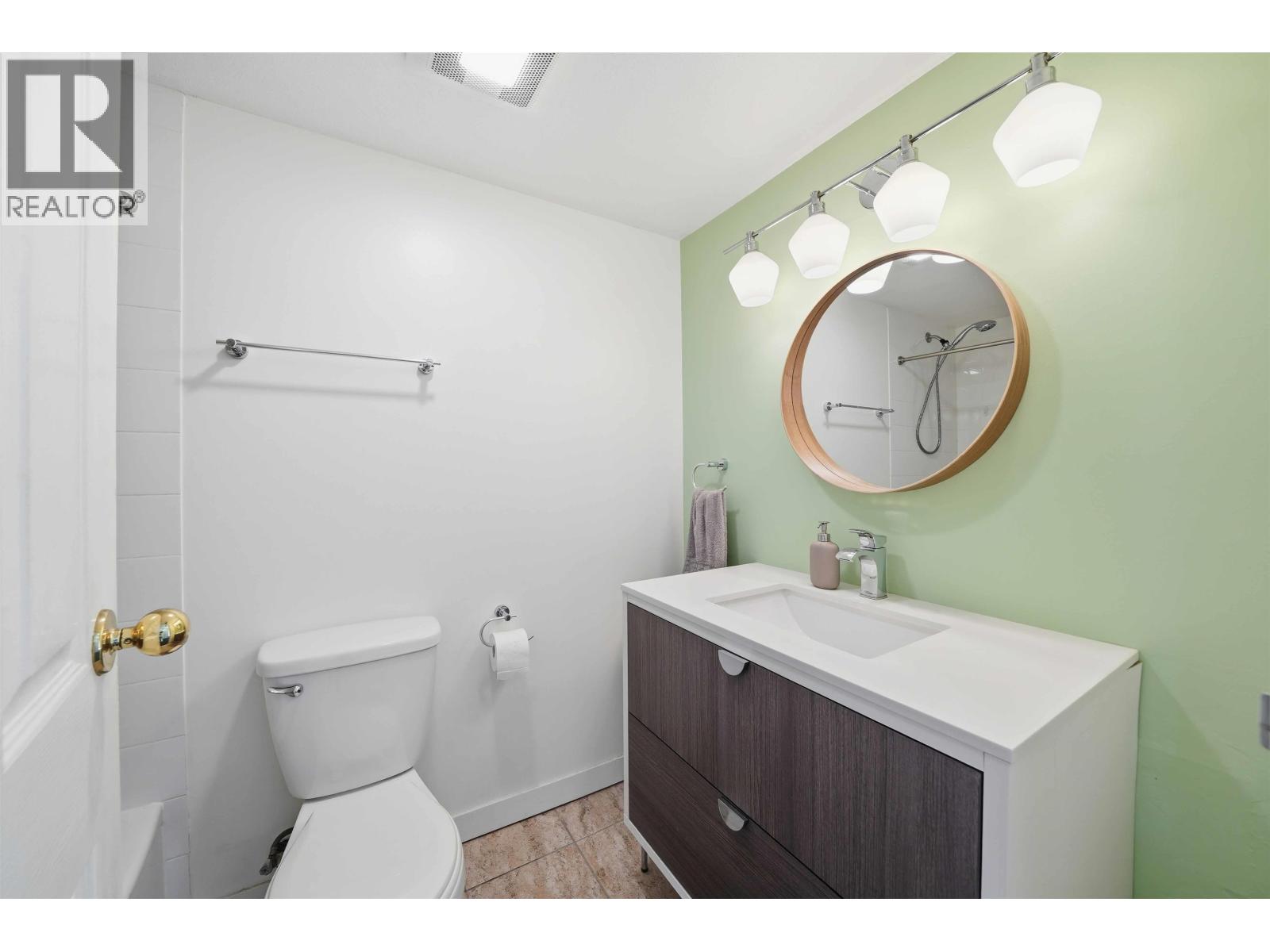 305 428 Agnes Street, New Westminster, British Columbia  V3L 1G1 - Photo 18 - R3065446