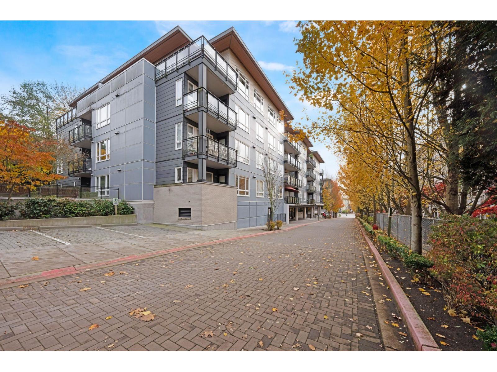 207 13925 Fraser Highway, Surrey, British Columbia  V3T 4E6 - Photo 2 - R3064208