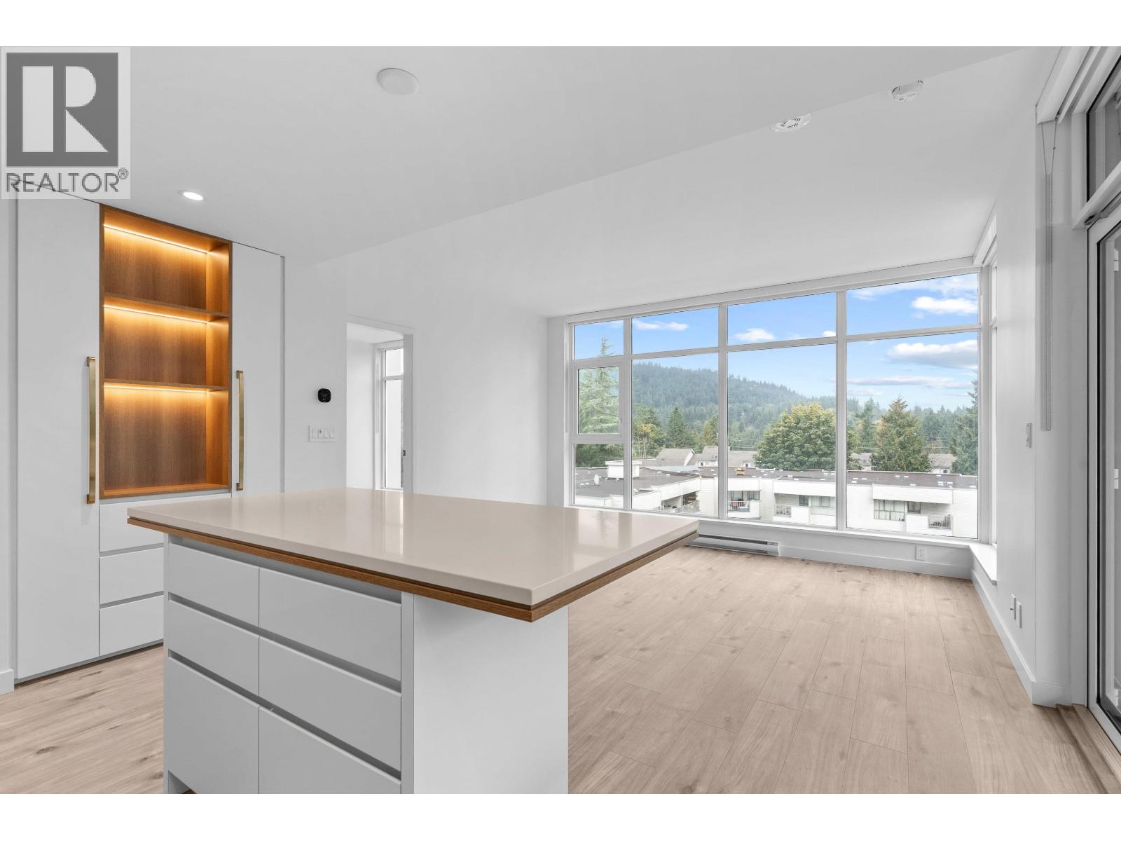 302 720 Farrow Street, Coquitlam, British Columbia V3J 0P3 - Photo 10 - R3057455