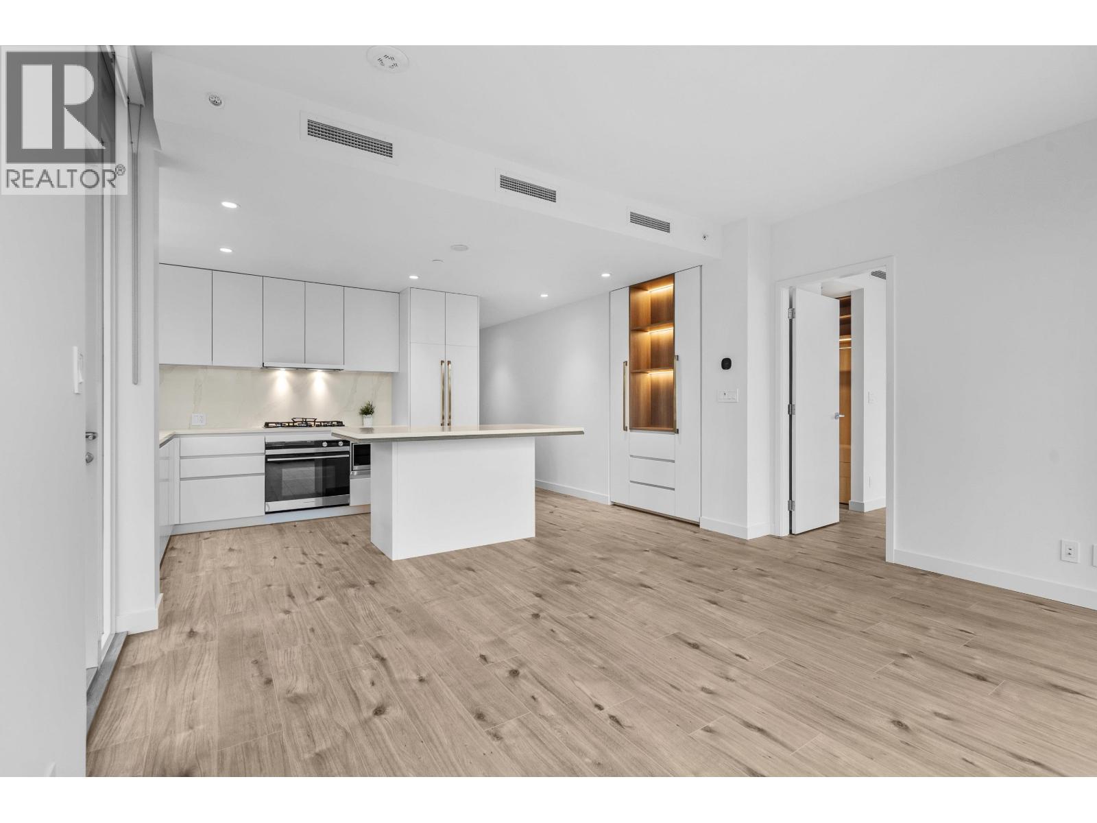 302 720 Farrow Street, Coquitlam, British Columbia V3J 0P3 - Photo 20 - R3057455