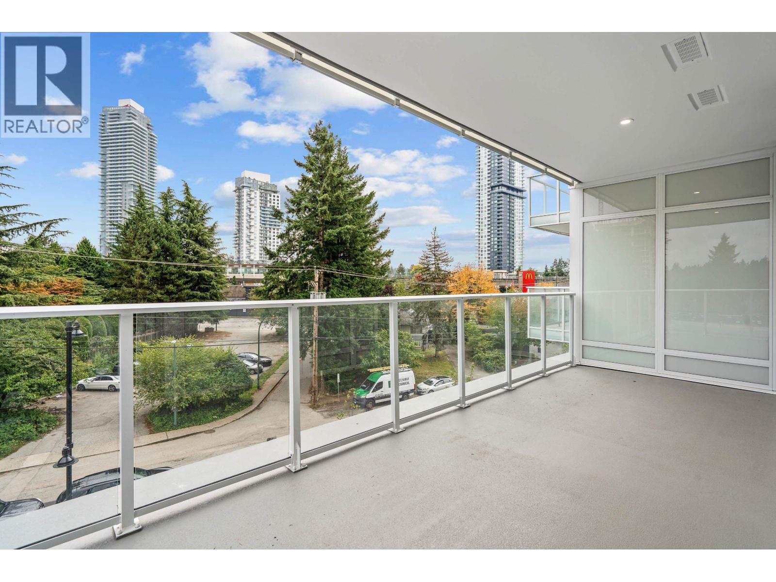 302 720 Farrow Street, Coquitlam, British Columbia V3J 0P3 - Photo 32 - R3057455