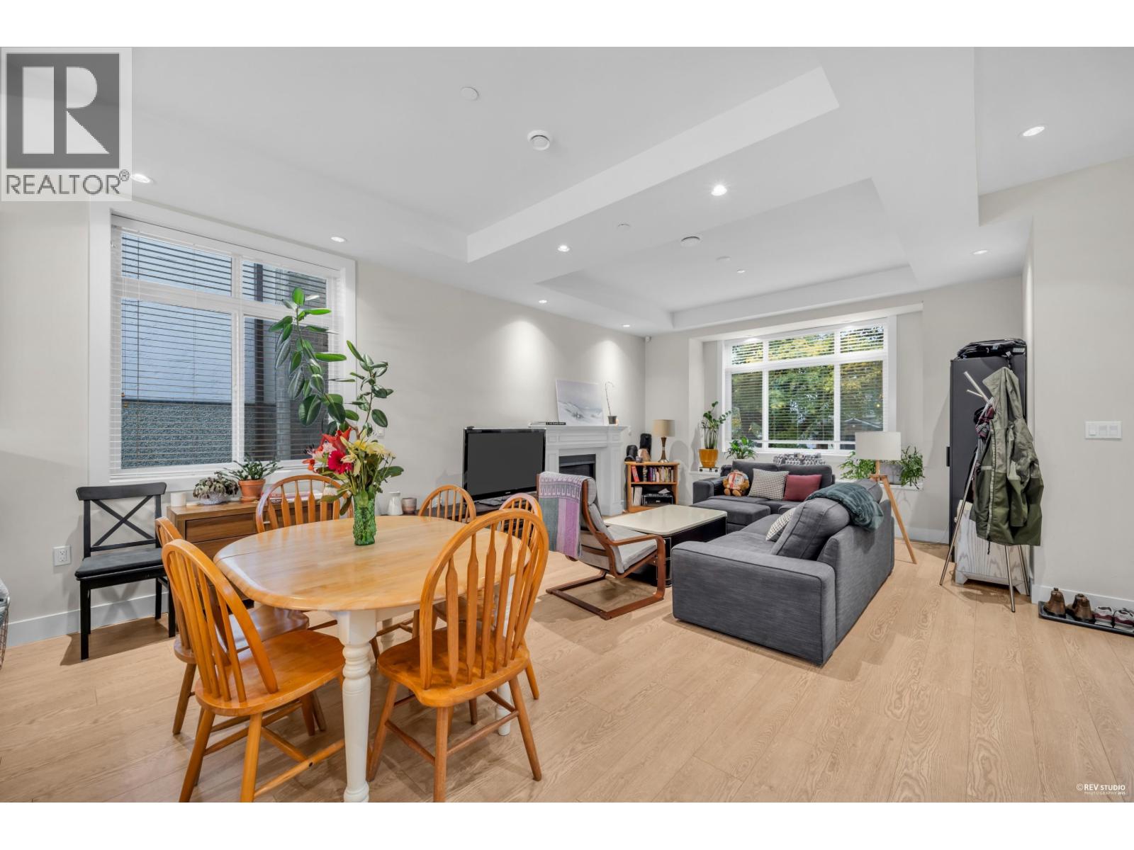 4770 Lanark Street, Vancouver, British Columbia V5N 3R8 - Photo 3 - R3064555