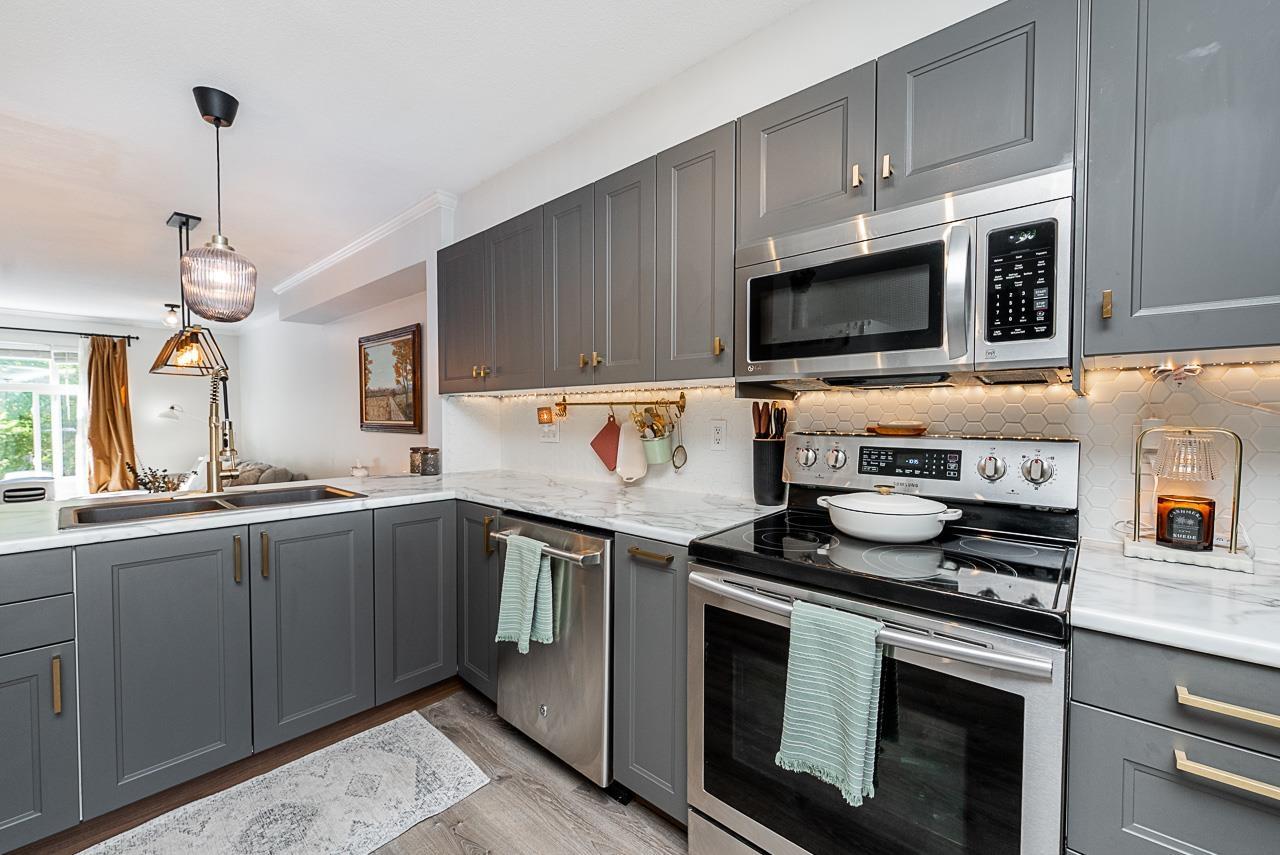 60 7179 201 Street, Langley, British Columbia  V2Y 2Y9 - Photo 11 - R3045462