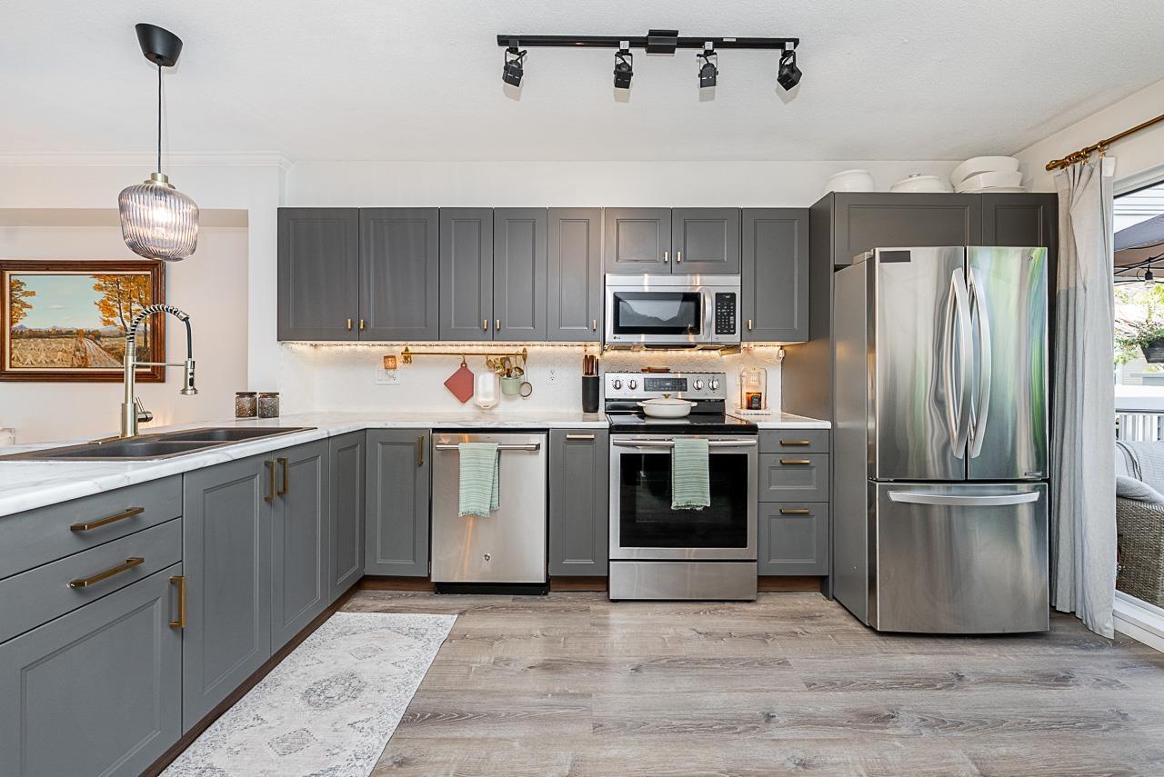 60 7179 201 Street, Langley, British Columbia  V2Y 2Y9 - Photo 8 - R3045462