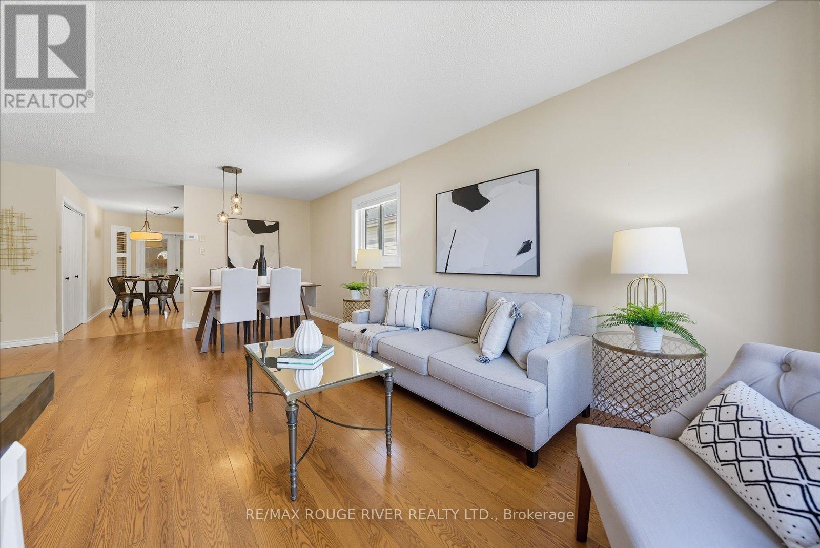 20 Laurelwood Street, Clarington, Ontario L1C 4Z7 - Photo 4 - E12519944