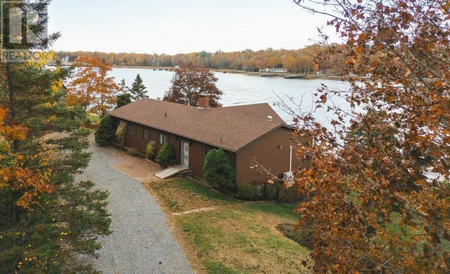 248 Marine Drive, Chester Basin, Nova Scotia  B0J 1K0 - Photo 7 - 202526767