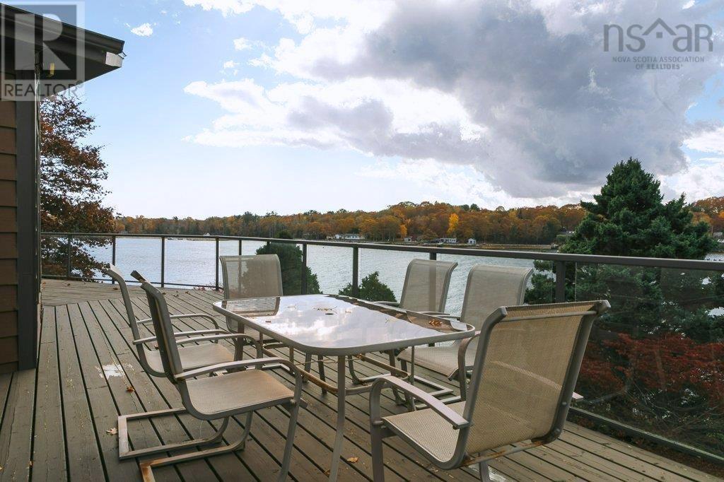 248 Marine Drive, Chester Basin, Nova Scotia  B0J 1K0 - Photo 3 - 202526767