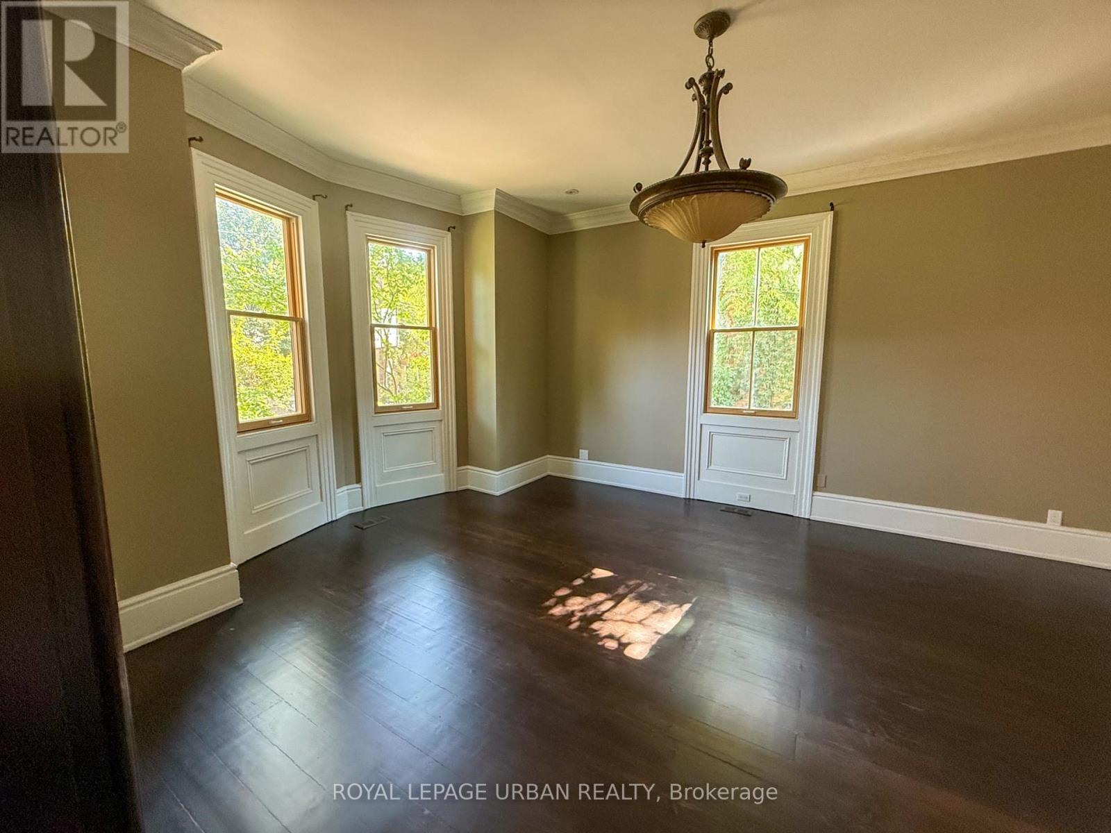 306 Seaton Street, Toronto, Ontario  M5A 2T7 - Photo 6 - C12451384