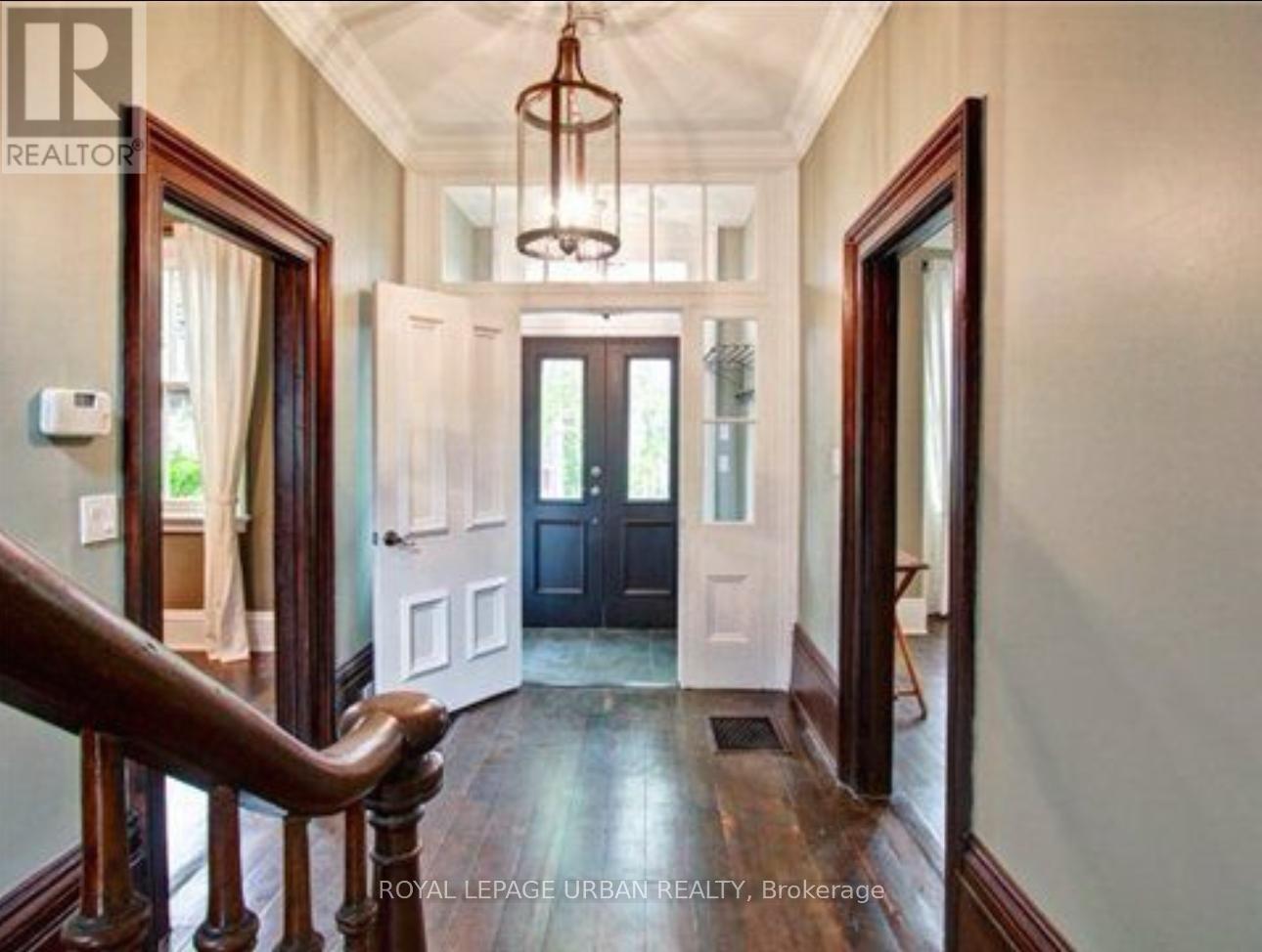 306 Seaton Street, Toronto, Ontario  M5A 2T7 - Photo 2 - C12451384