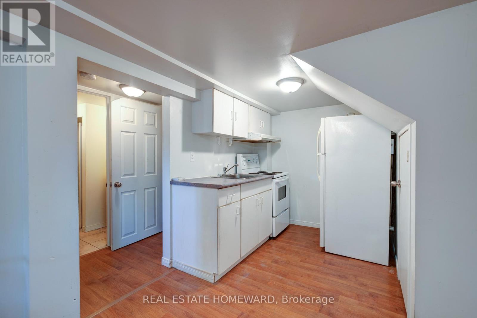 144 Westlake Avenue, Toronto, Ontario M4C 4R9 - Photo 26 - E12513298