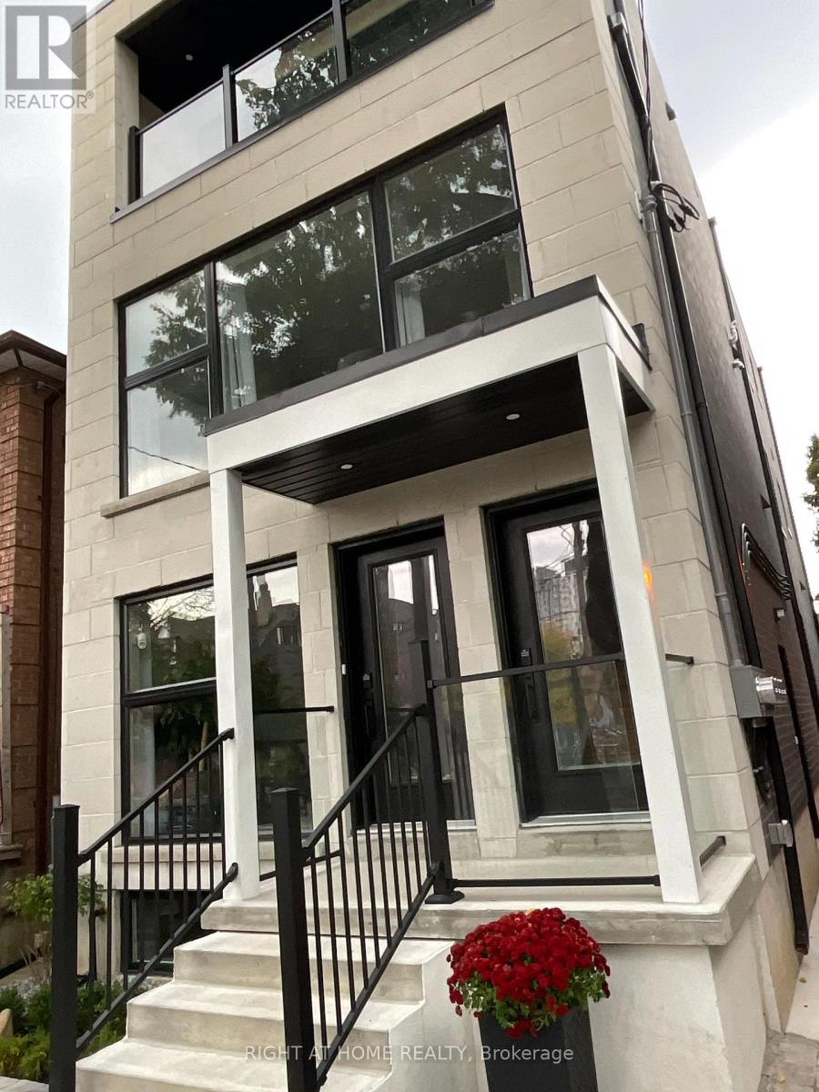 Main Floor - 674 Manning Avenue, Toronto (Annex), Ontario  M6G 2W4 - Photo 31 - C12469431