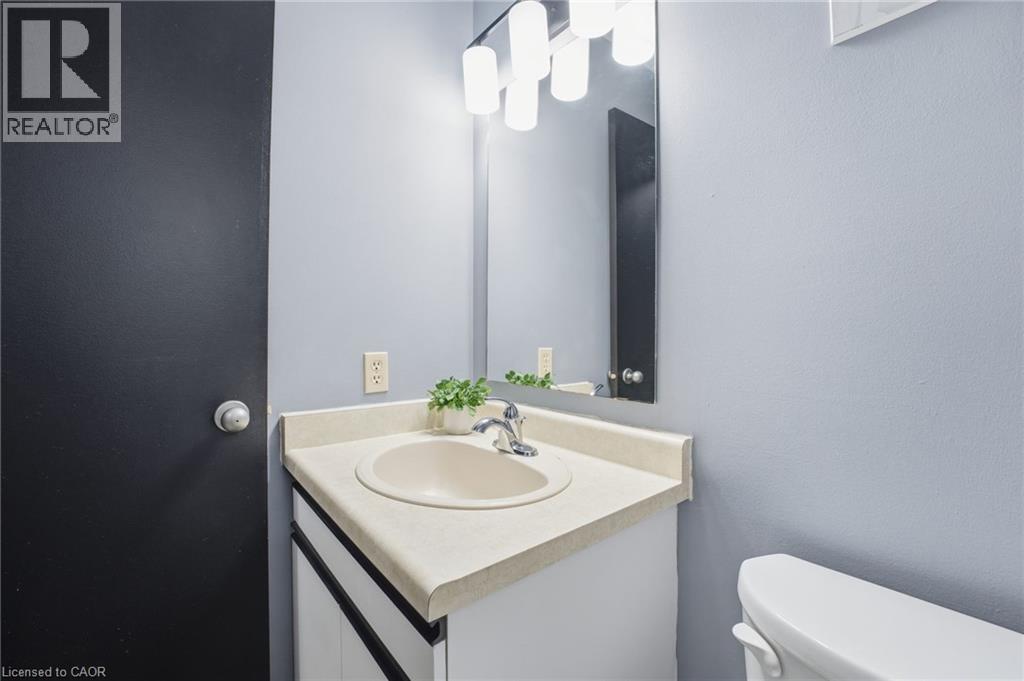 445 Kingscourt Drive Unit# 6, Waterloo, Ontario N2K 3R4 - Photo 12 - 40786472