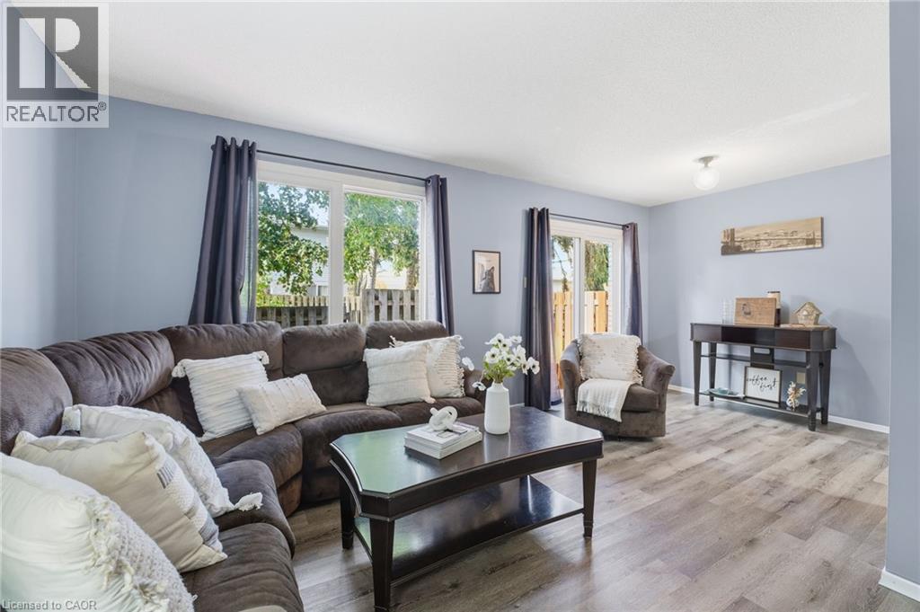 445 Kingscourt Drive Unit# 6, Waterloo, Ontario N2K 3R4 - Photo 6 - 40786472