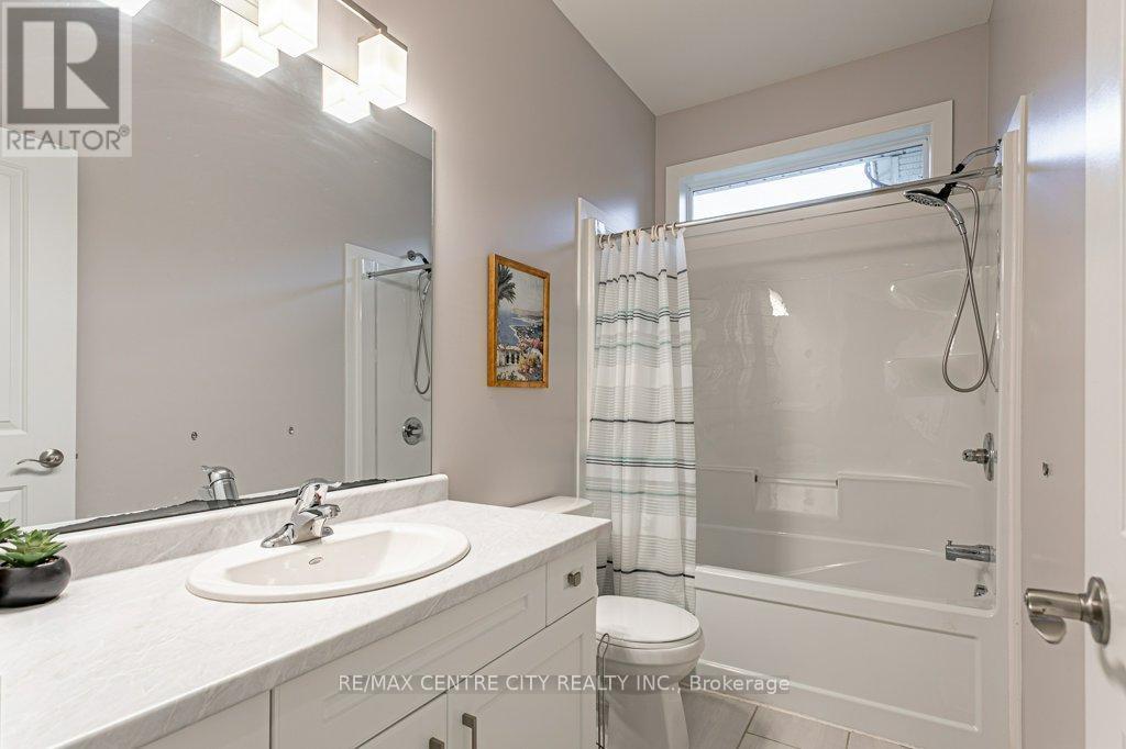 2 Diamondridge Court, St. Marys, Ontario  N4X 0B3 - Photo 17 - X12520414