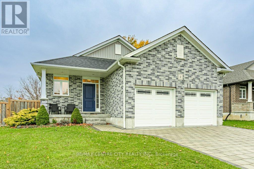 2 Diamondridge Court, St. Marys, Ontario  N4X 0B3 - Photo 2 - X12520414