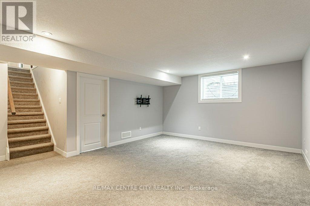 2 Diamondridge Court, St. Marys, Ontario  N4X 0B3 - Photo 24 - X12520414