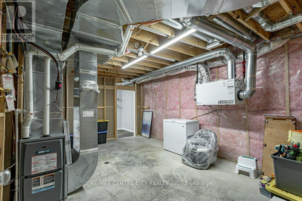 2 Diamondridge Court, St. Marys, Ontario  N4X 0B3 - Photo 26 - X12520414