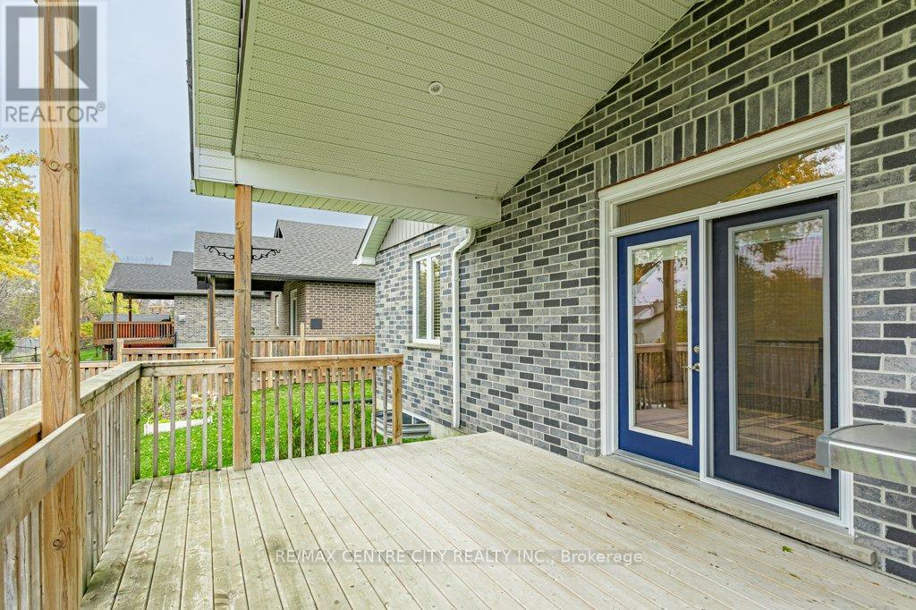 2 Diamondridge Court, St. Marys, Ontario  N4X 0B3 - Photo 31 - X12520414