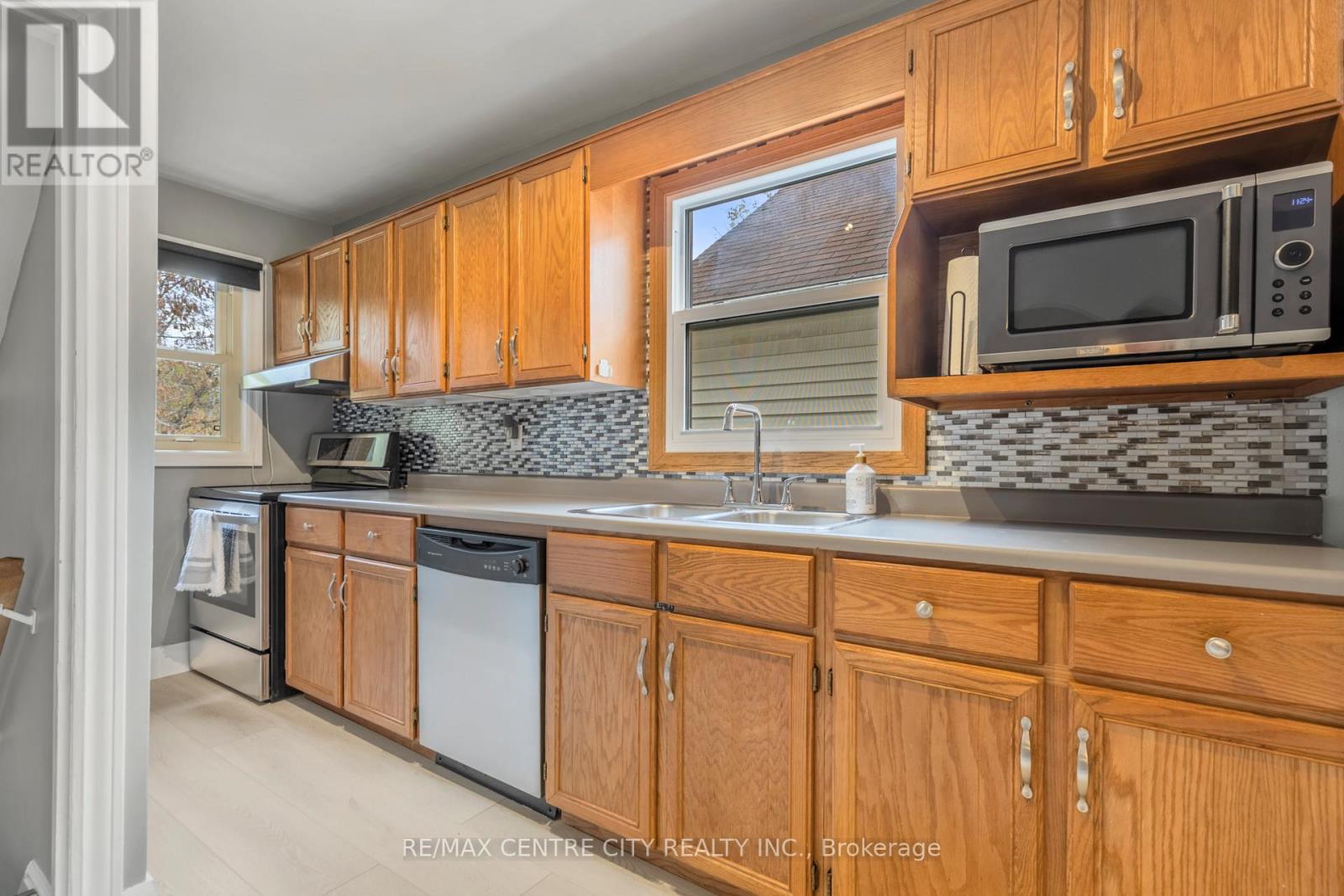 59 Dakin St Street, London East, Ontario  N5Z 1A4 - Photo 10 - X12520418