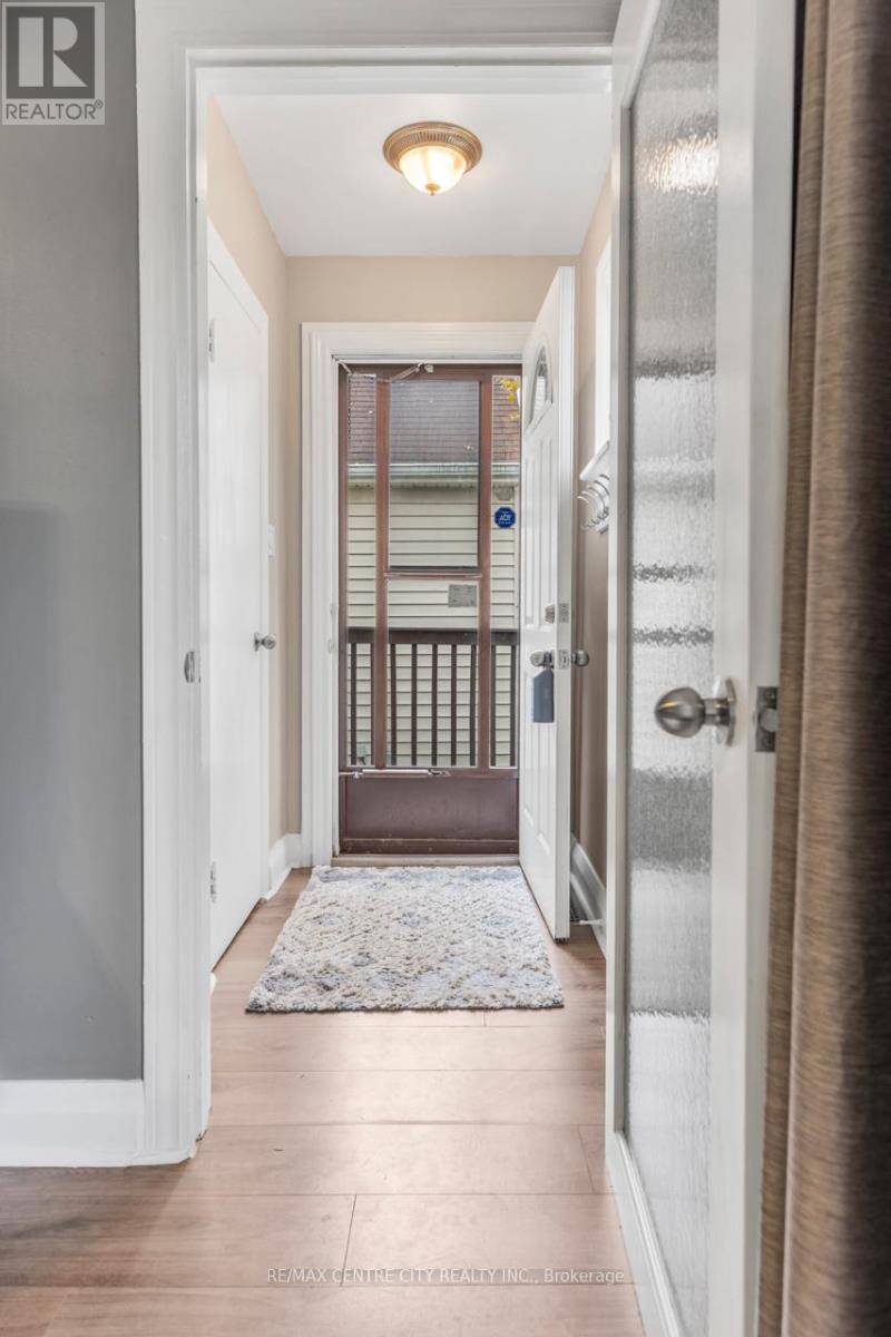 59 Dakin St Street, London East, Ontario  N5Z 1A4 - Photo 3 - X12520418