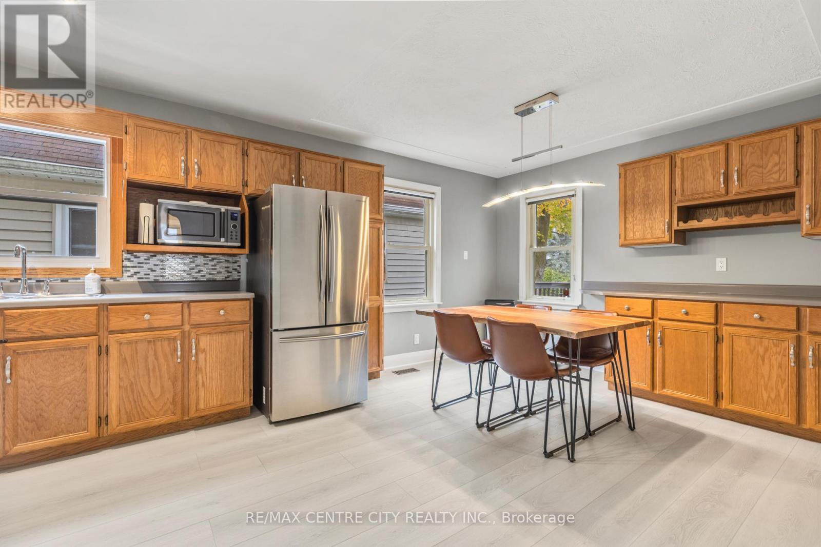 59 Dakin St Street, London East, Ontario  N5Z 1A4 - Photo 7 - X12520418