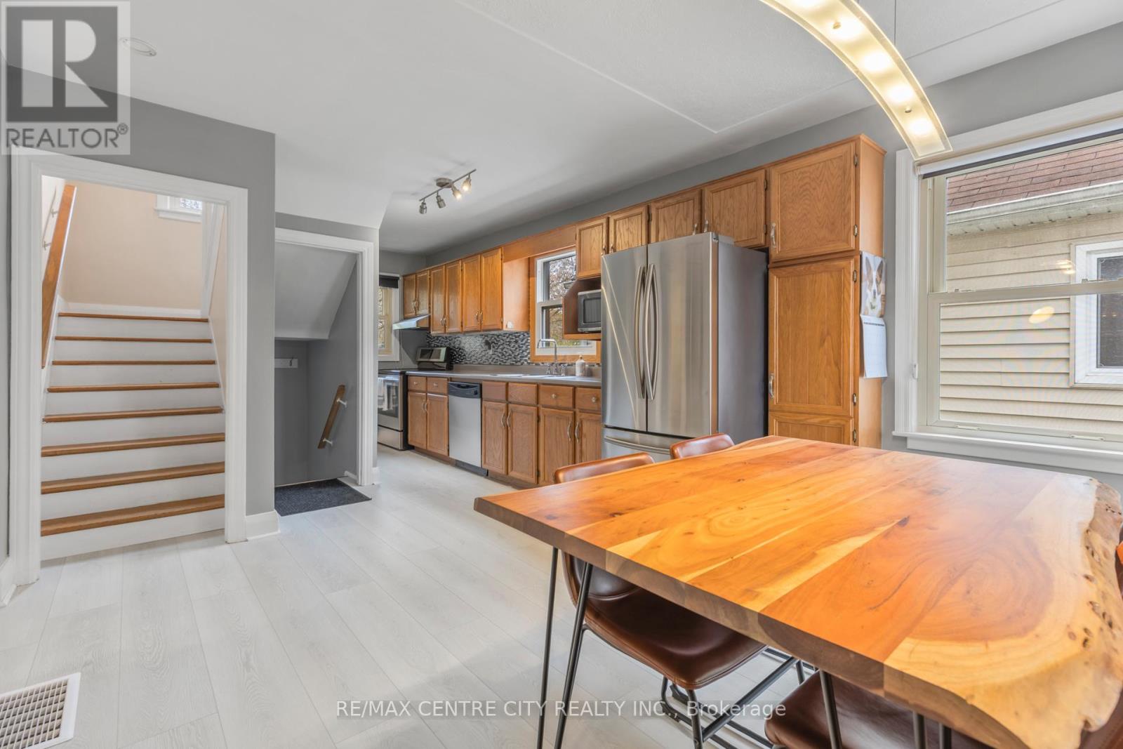 59 Dakin St Street, London East, Ontario  N5Z 1A4 - Photo 8 - X12520418