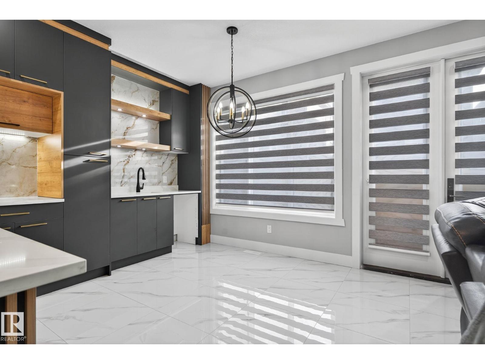 1815 17 Av Nw, Edmonton, Alberta  T6T 2N2 - Photo 11 - E4465047