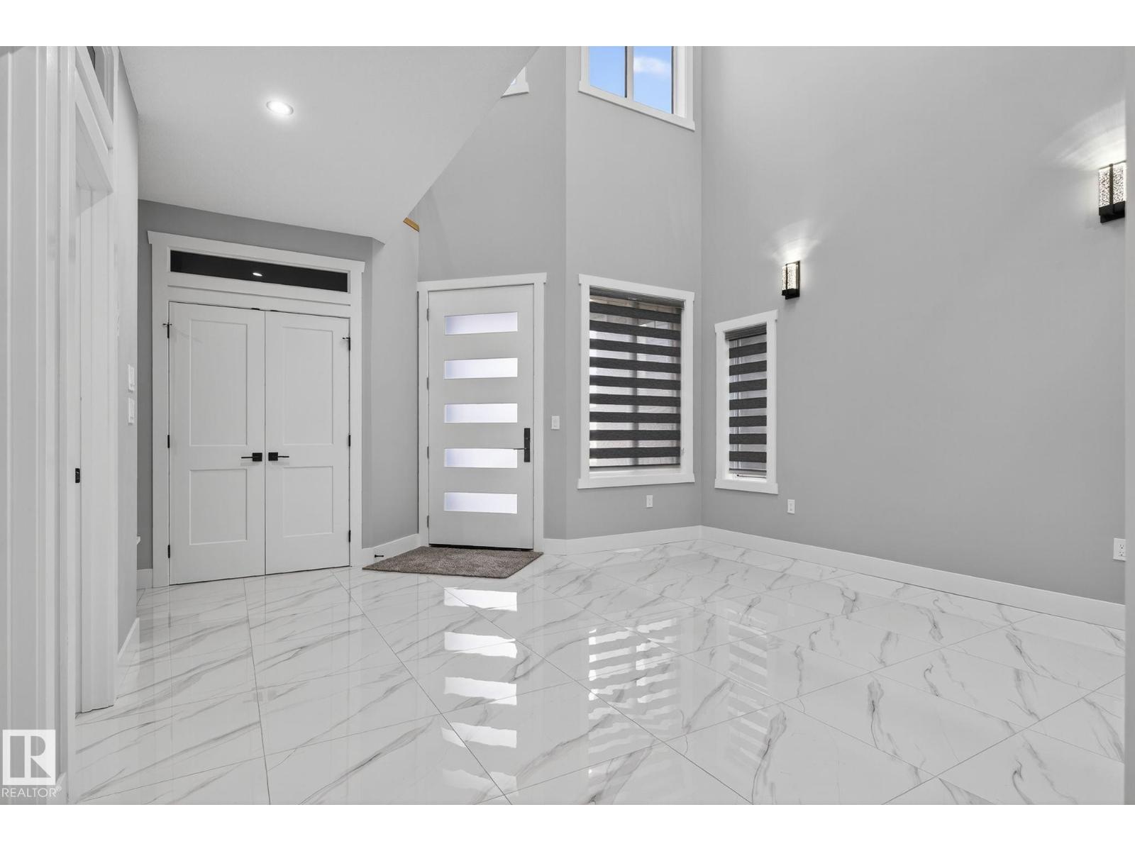 1815 17 Av Nw, Edmonton, Alberta  T6T 2N2 - Photo 4 - E4465047