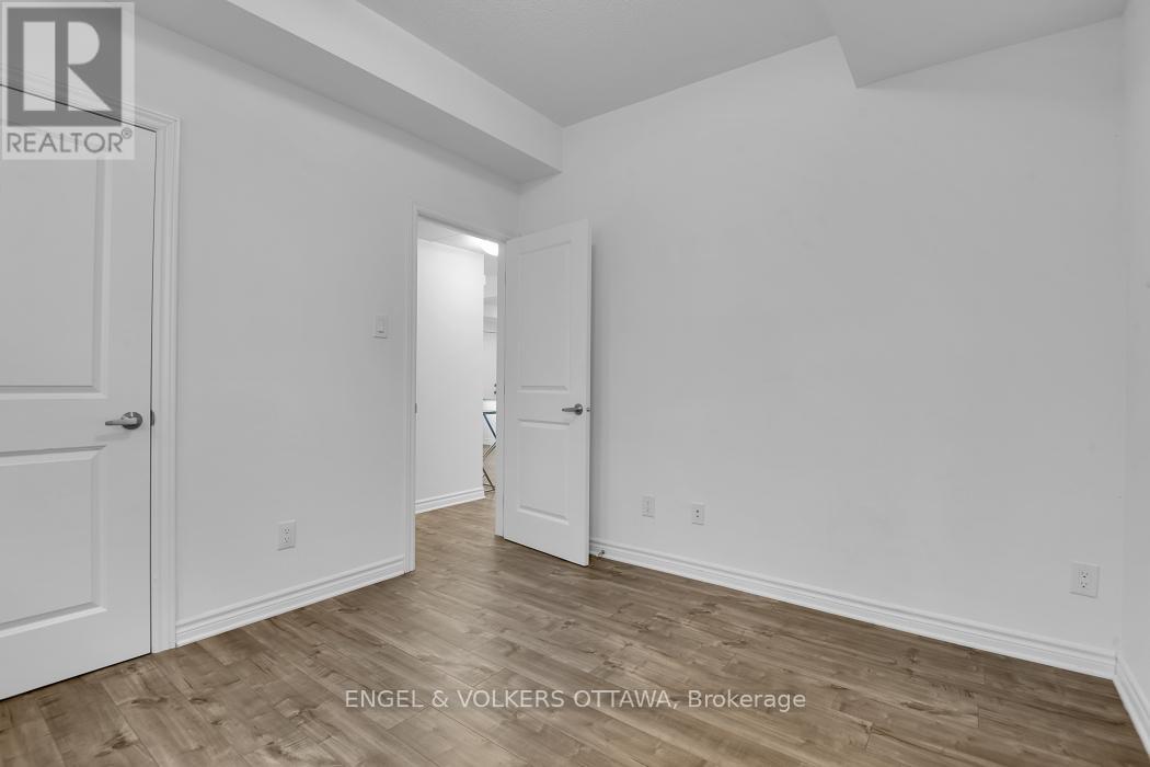 L - 50 Jaguar Private, Ottawa, Ontario  K2V 0J2 - Photo 31 - X12520382