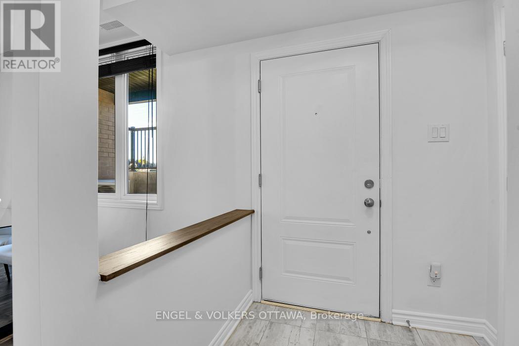 L - 50 Jaguar Private, Ottawa, Ontario  K2V 0J2 - Photo 7 - X12520382