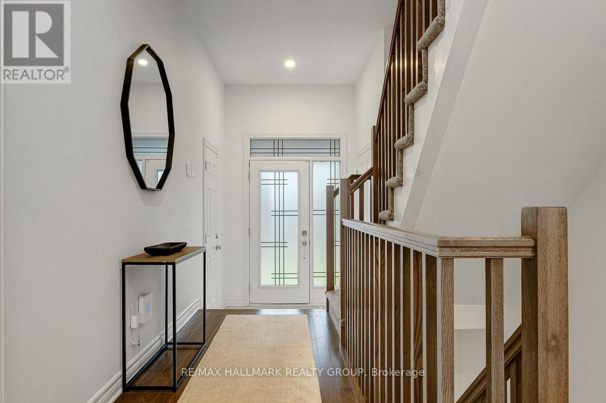 91 Canvasback Ridge, Ottawa, Ontario  K4M 0P4 - Photo 4 - X12520422