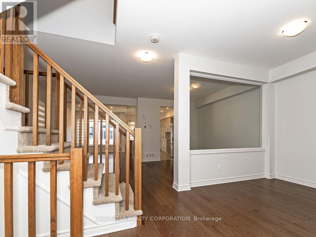 622 Cordelette Circle, Ottawa, Ontario  K1W 0P6 - Photo 3 - X12520438