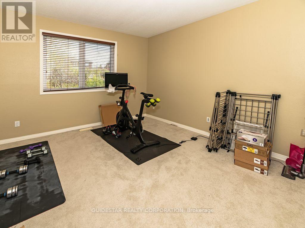 58 Tradewinds Drive, Ottawa, Ontario  K2G 6Y7 - Photo 30 - X12520442