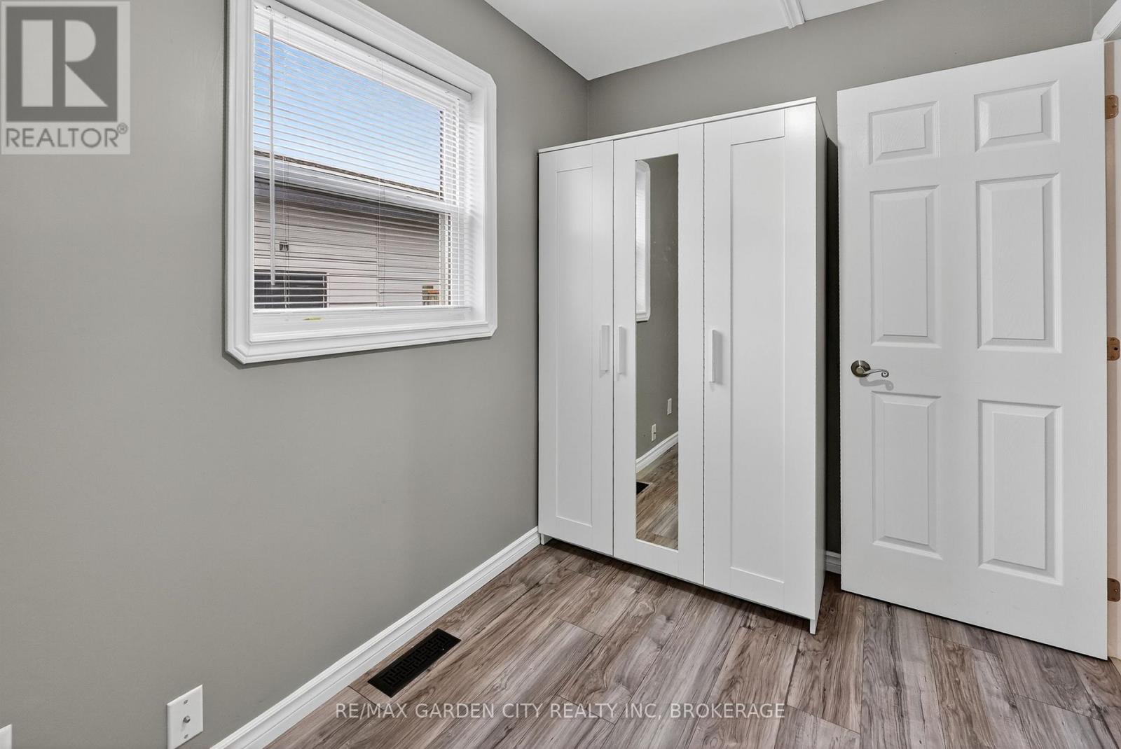 210 Wright Street, Welland, Ontario L3B 2K3 - Photo 15 - X12520402