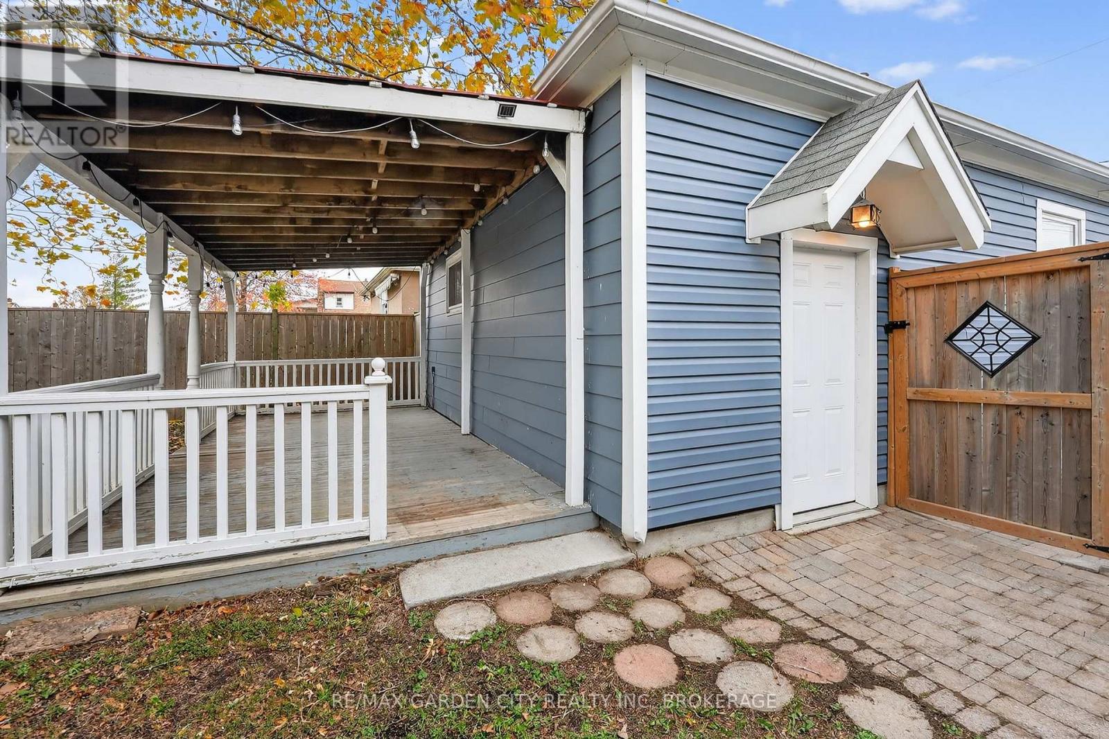 210 Wright Street, Welland, Ontario L3B 2K3 - Photo 22 - X12520402