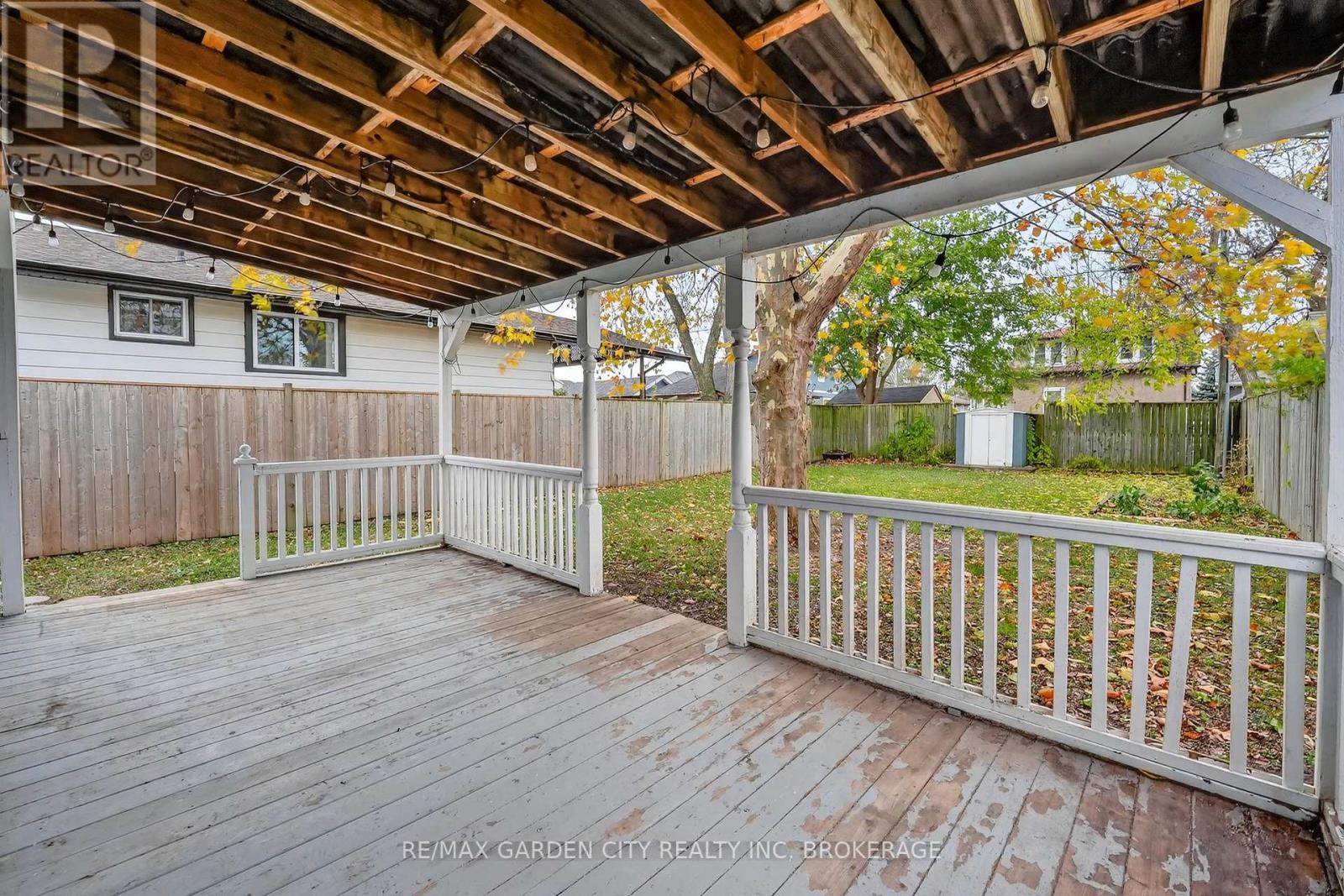 210 Wright Street, Welland, Ontario L3B 2K3 - Photo 24 - X12520402