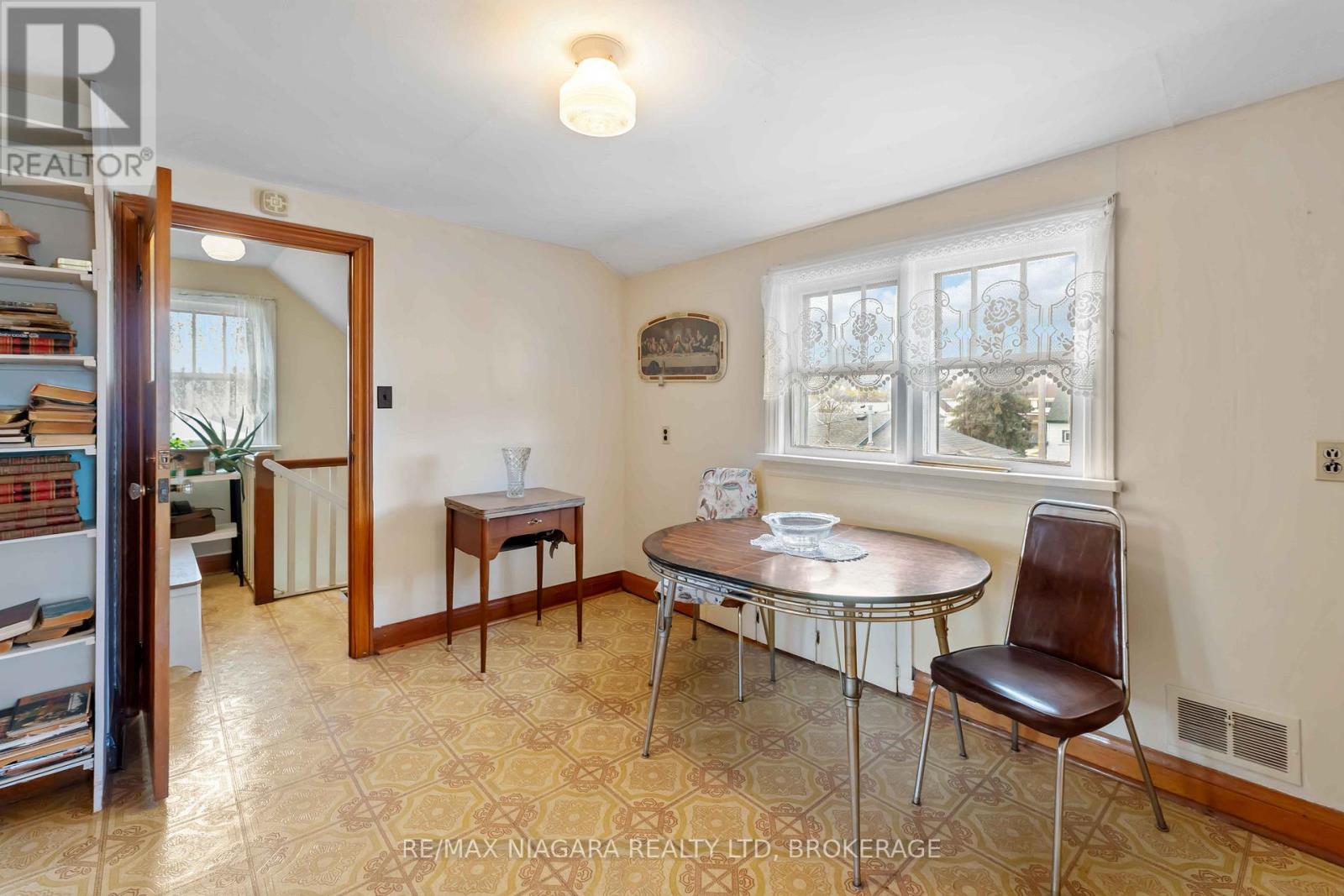 506 Harriet Street, Welland, Ontario  L3B 2J1 - Photo 25 - X12520424