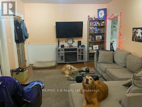 190 Colborne Street, London East, Ontario N6B 2S2 - Photo 9 - X12520456