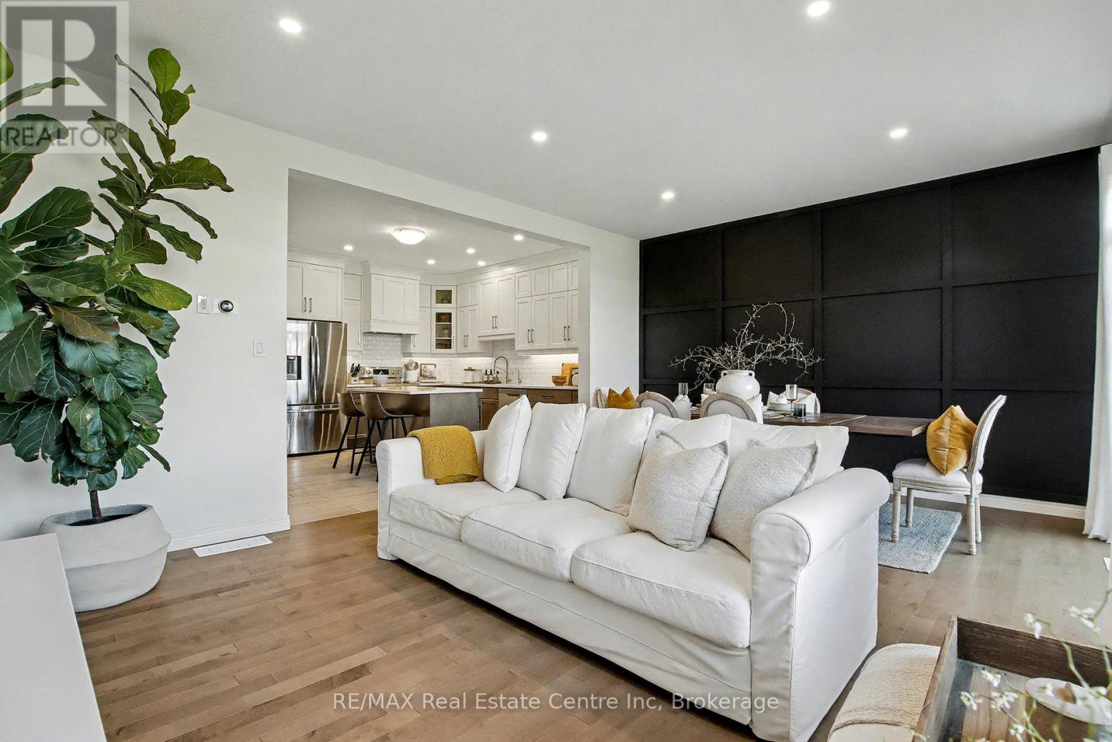 7 - 22 Marshall Drive, Guelph, Ontario N1E 0M9 - Photo 12 - X12520466