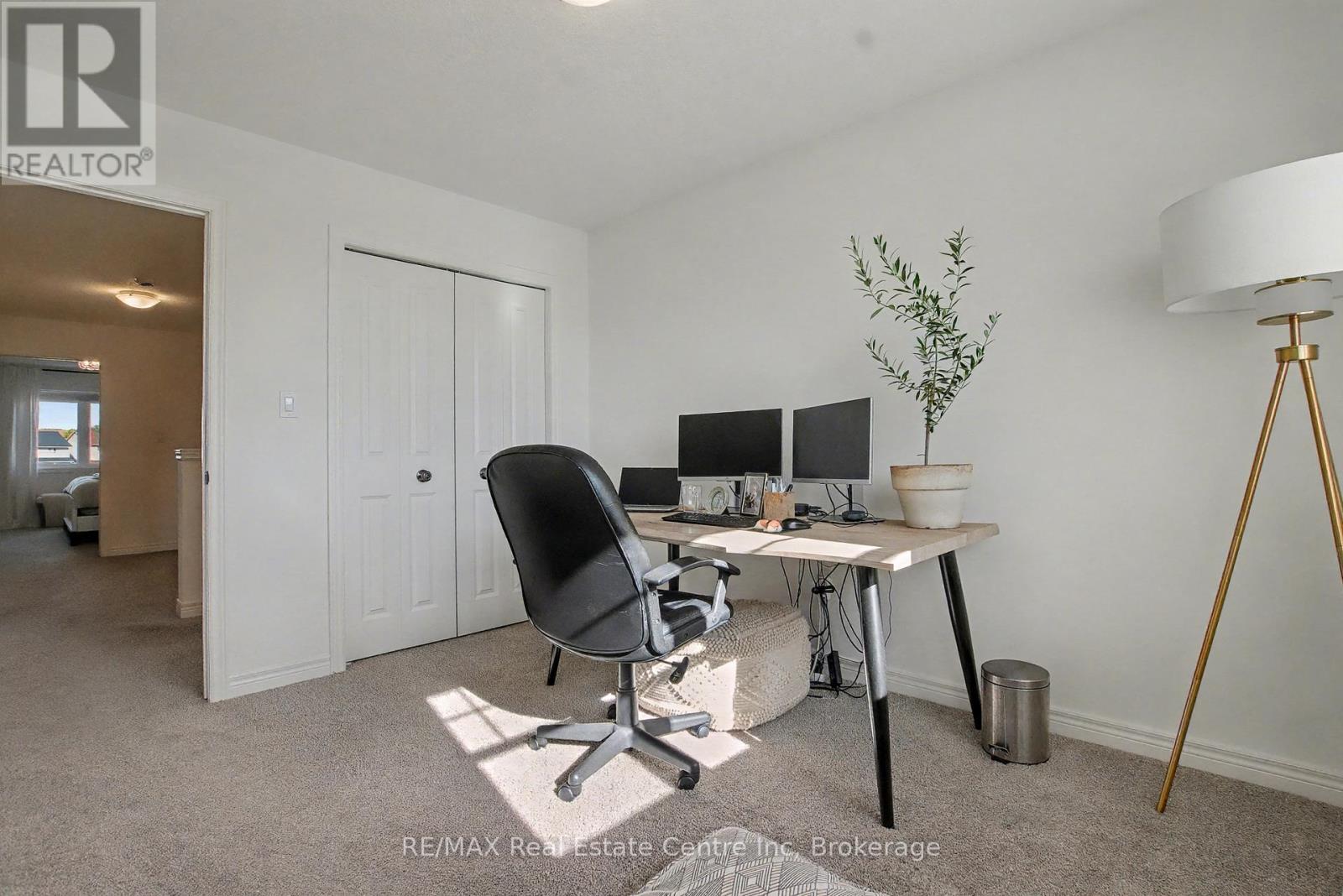 7 - 22 Marshall Drive, Guelph, Ontario N1E 0M9 - Photo 23 - X12520466