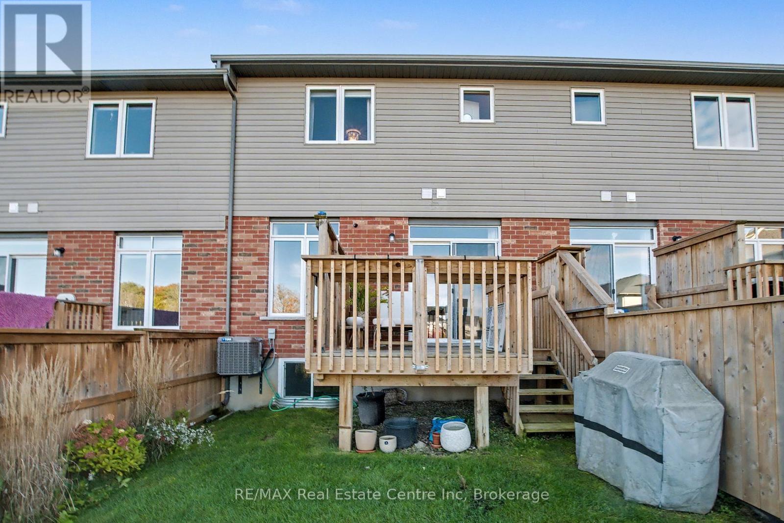 7 - 22 Marshall Drive, Guelph, Ontario N1E 0M9 - Photo 32 - X12520466