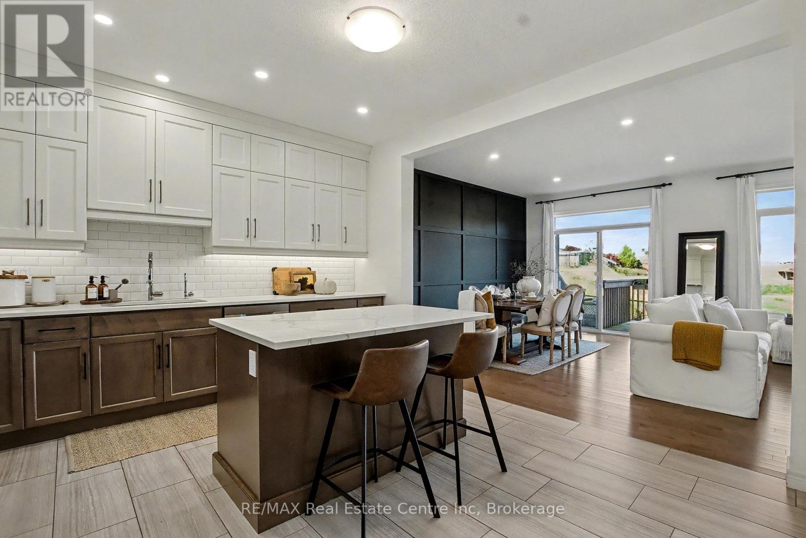 7 - 22 Marshall Drive, Guelph, Ontario N1E 0M9 - Photo 7 - X12520466