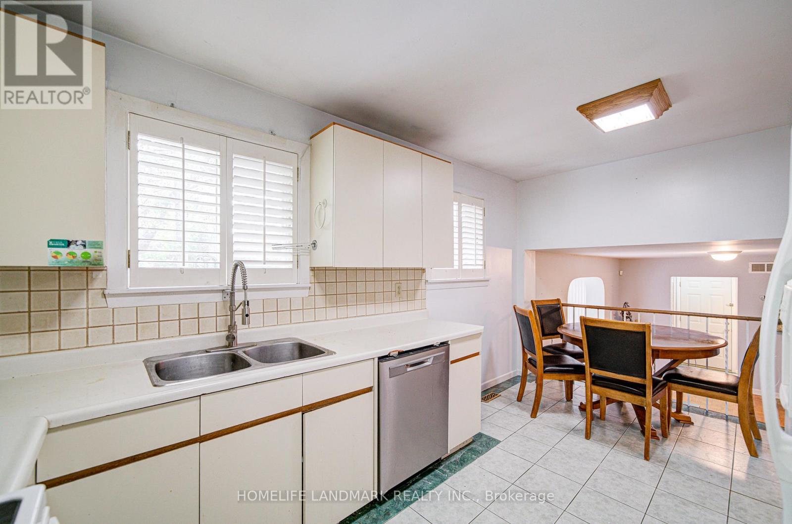 52 Deepdale Drive, Toronto, Ontario  M1S 2N5 - Photo 16 - E12520386